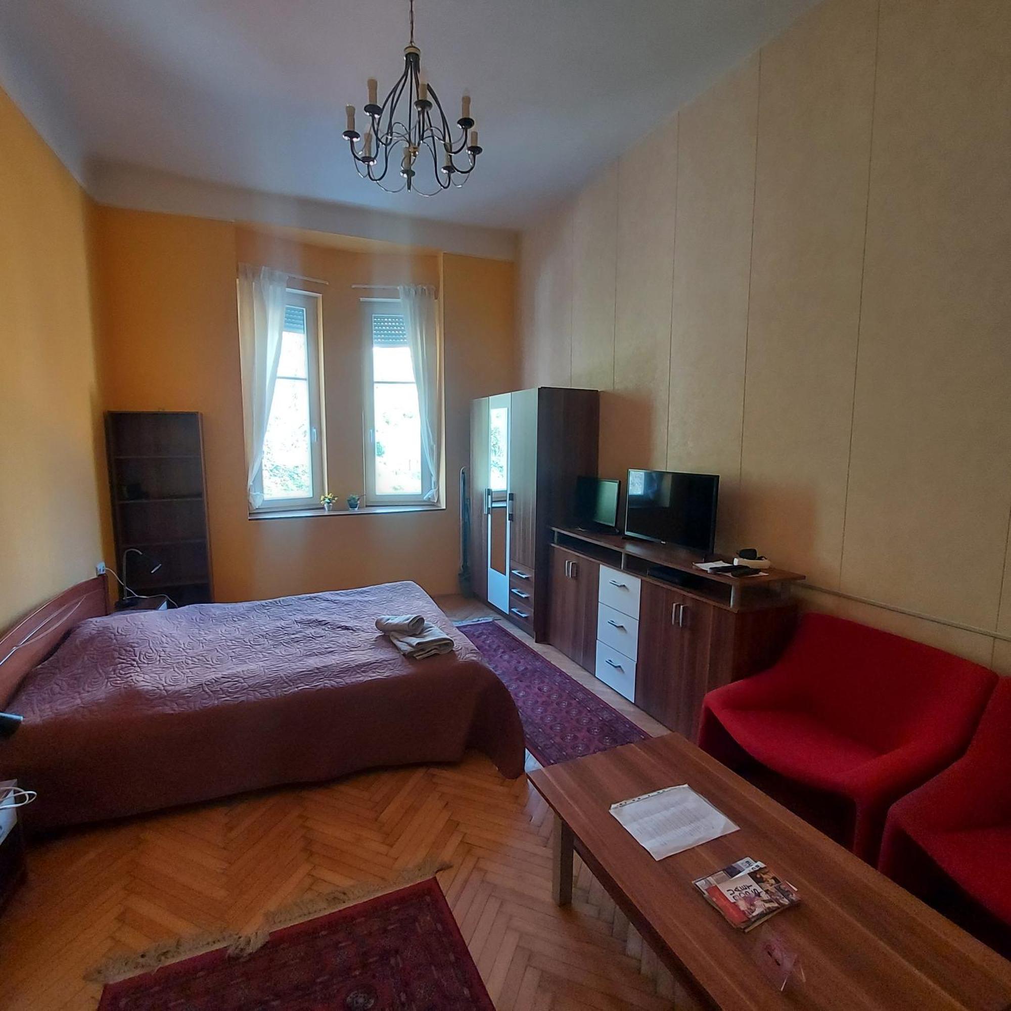 Cute Apartment Close To The Center Budapeste Exterior foto
